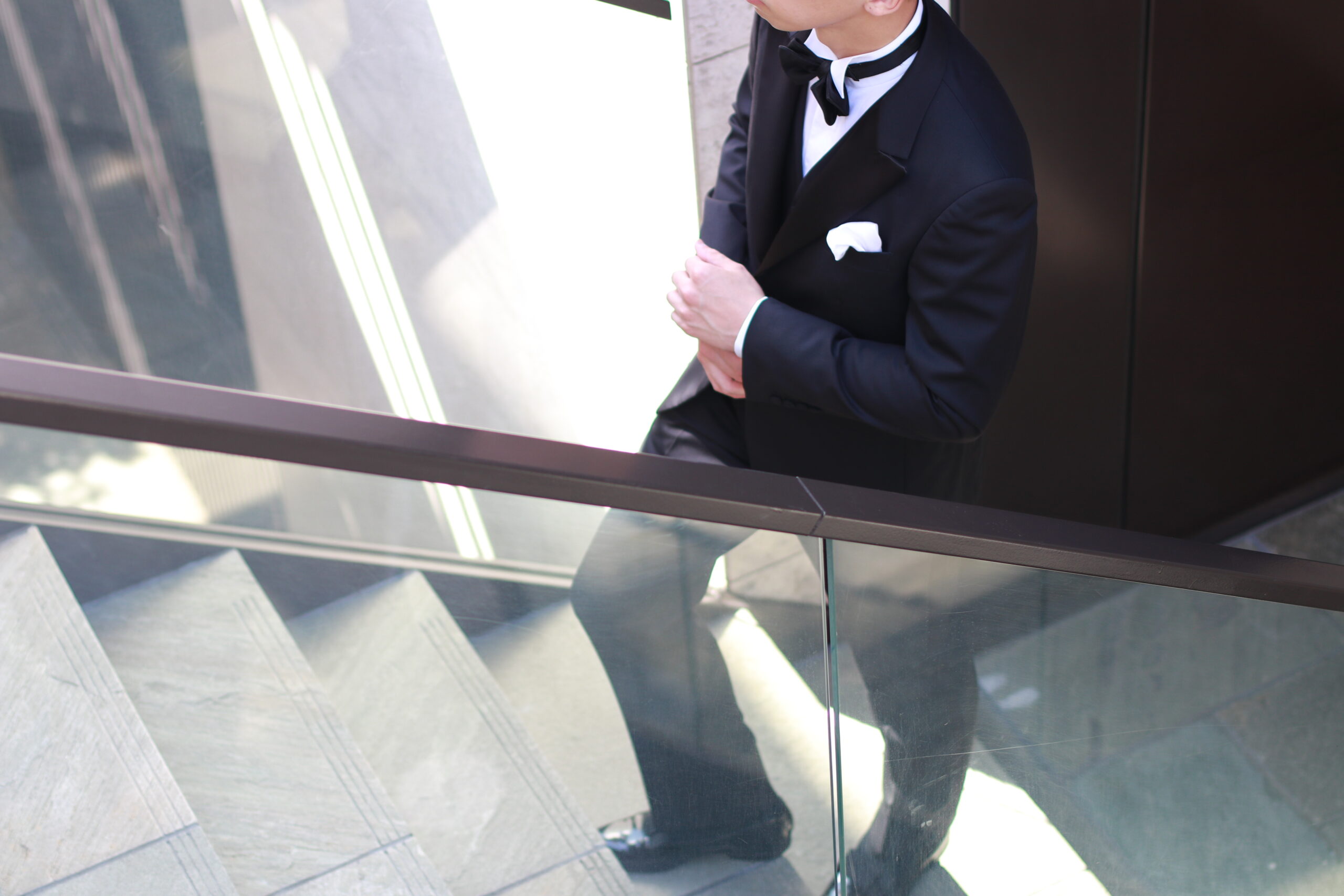 THE TREAT DRESSINGでは世界基準の正装であるタキシードから、最新のトレンド感あるお洒落な小物をイタリアより買い付けており、フォーマルスタイルからカジュアルなテイストまで幅広くご提案しております