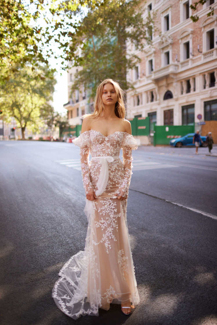 日本初上陸ブランドLIZ MARTINEZのご紹介。トリートに新ブランドとして入荷する中東ブランドです。