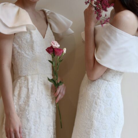 THETREATDRESSINGではお色直しにおすすめのフリルやオフショルダーのウェディングドレス、スレンダーラインのウェディングドレスをお取り扱いしております