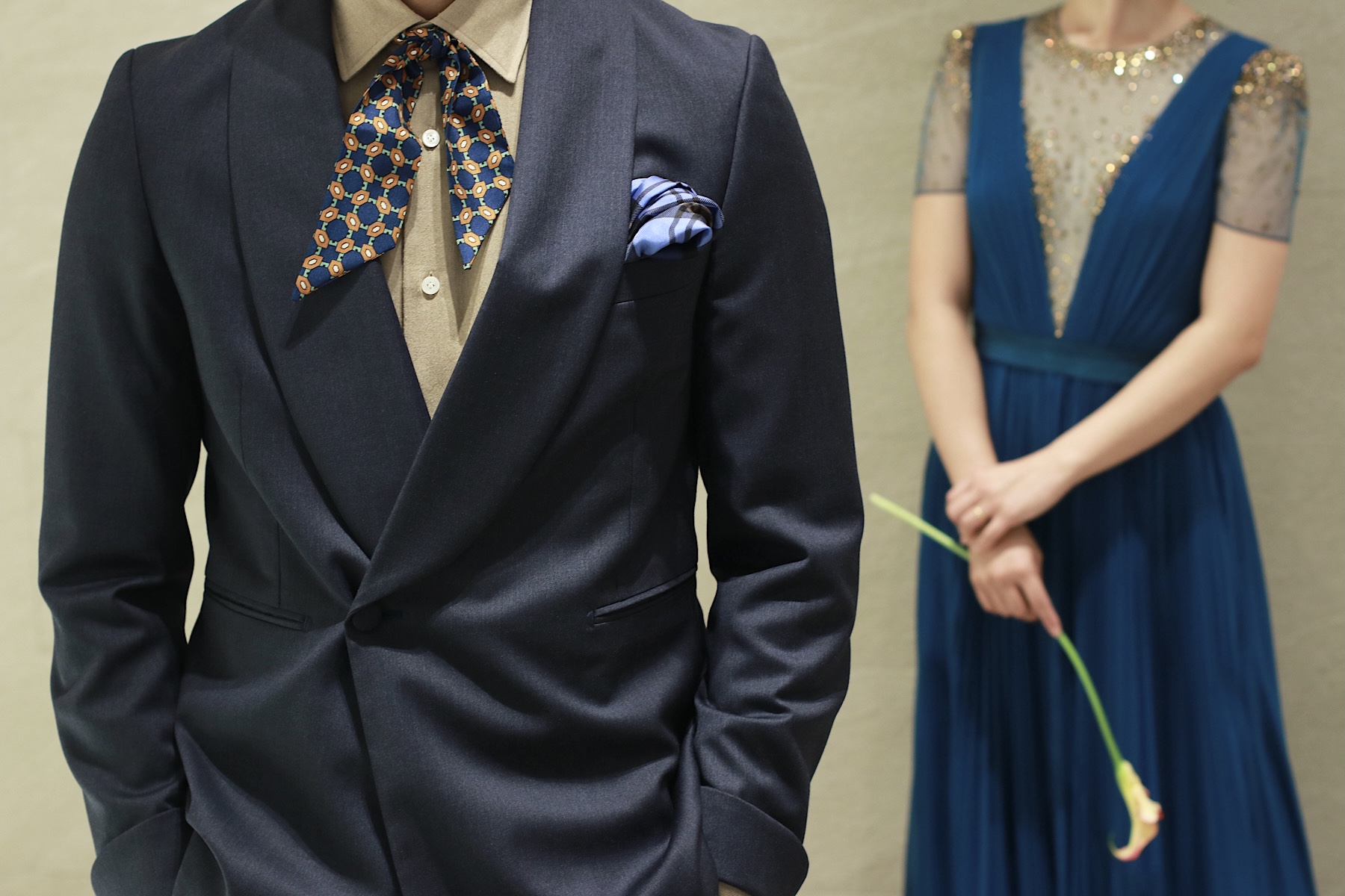 東京・表参道にショップを構えるTHE TREAT DRESSING ADDITION店(ザ トリート ドレッシング アディション店)より、ご新郎様のお色直しコーディネートのご紹介