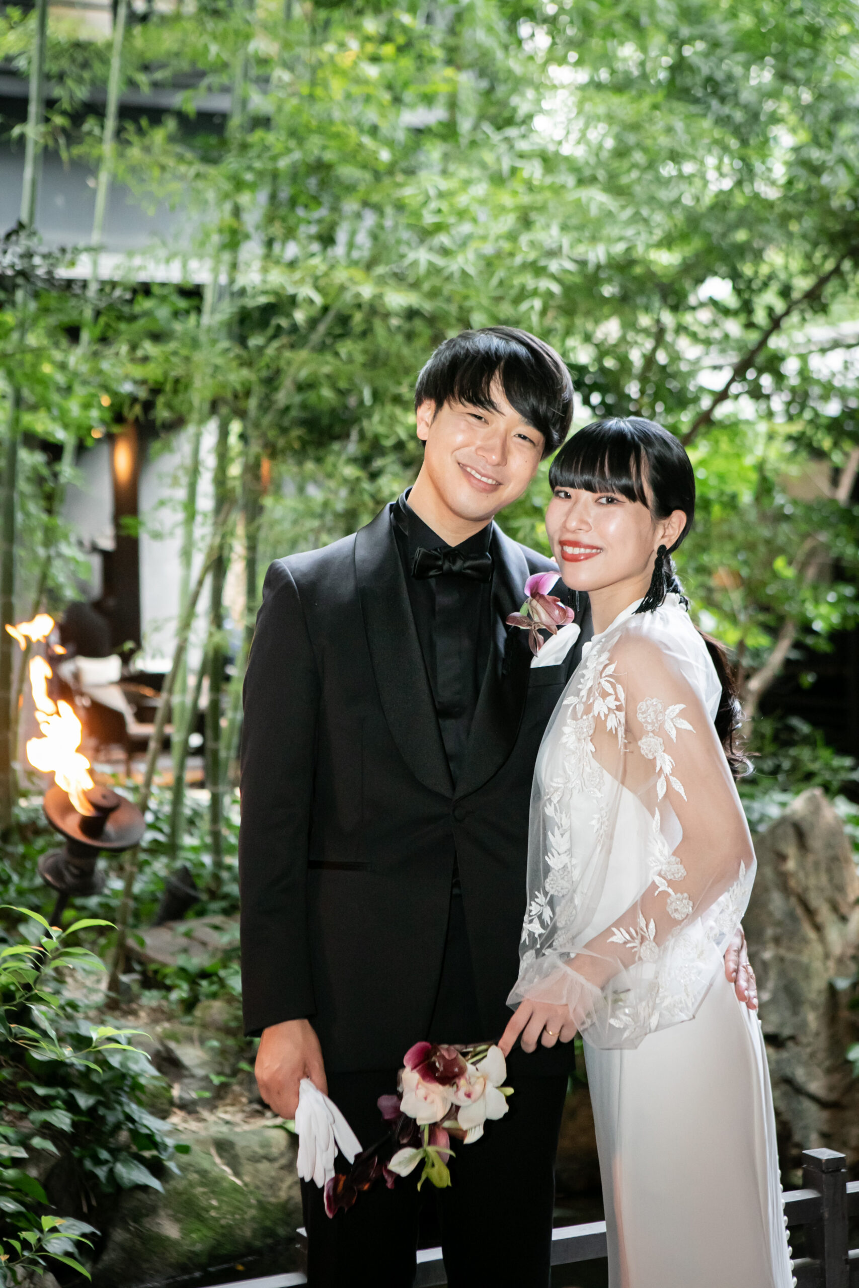 トリートドレッシングがおすすめするお色直しで着用されるAMSALEのソフトマーメイドラインのクレープ生地のドレス