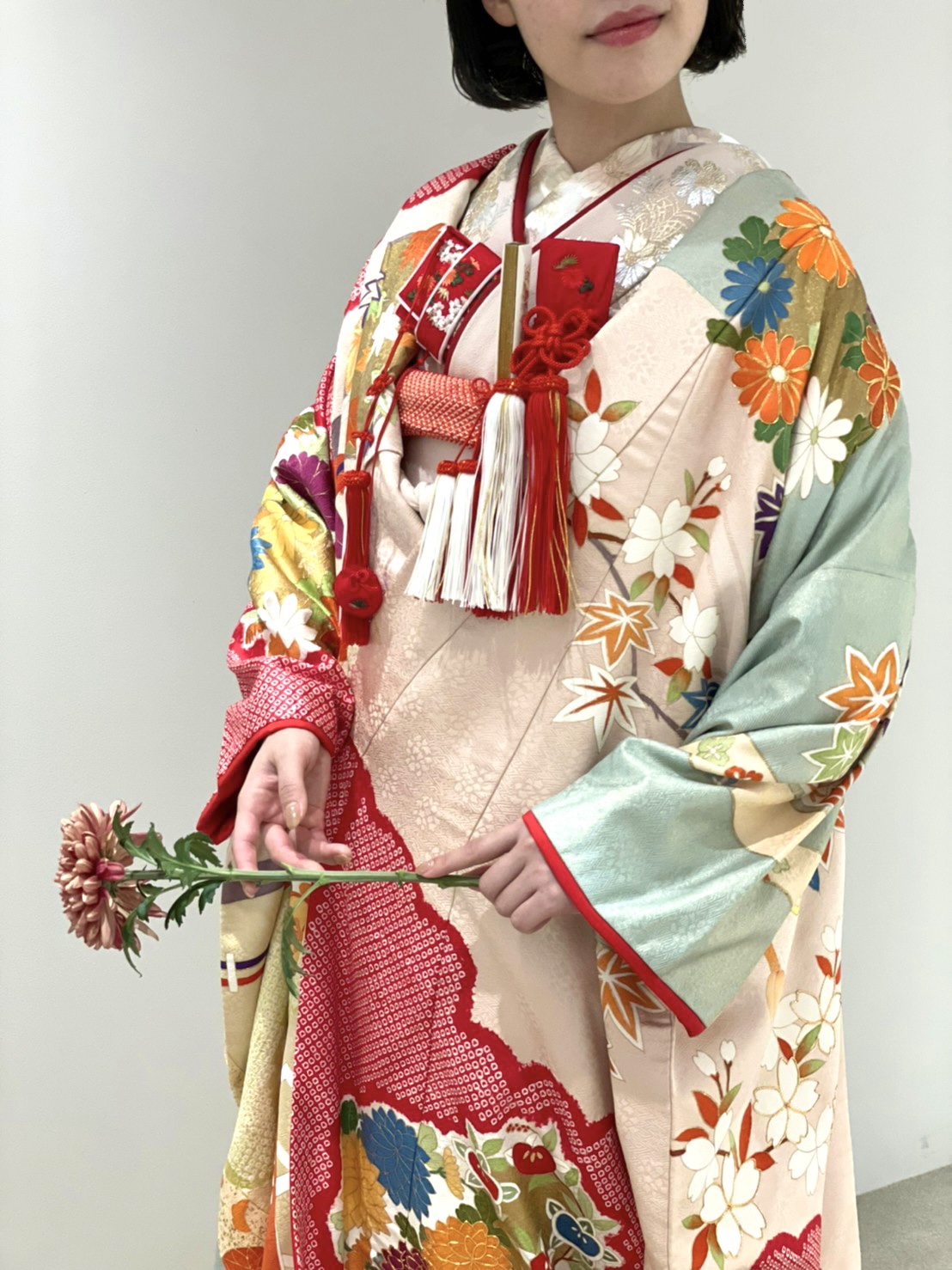 ザガーデンオリエンタル大阪のガーデンにもおすすめの可憐な雰囲気を叶えてくれるピンクの色打掛