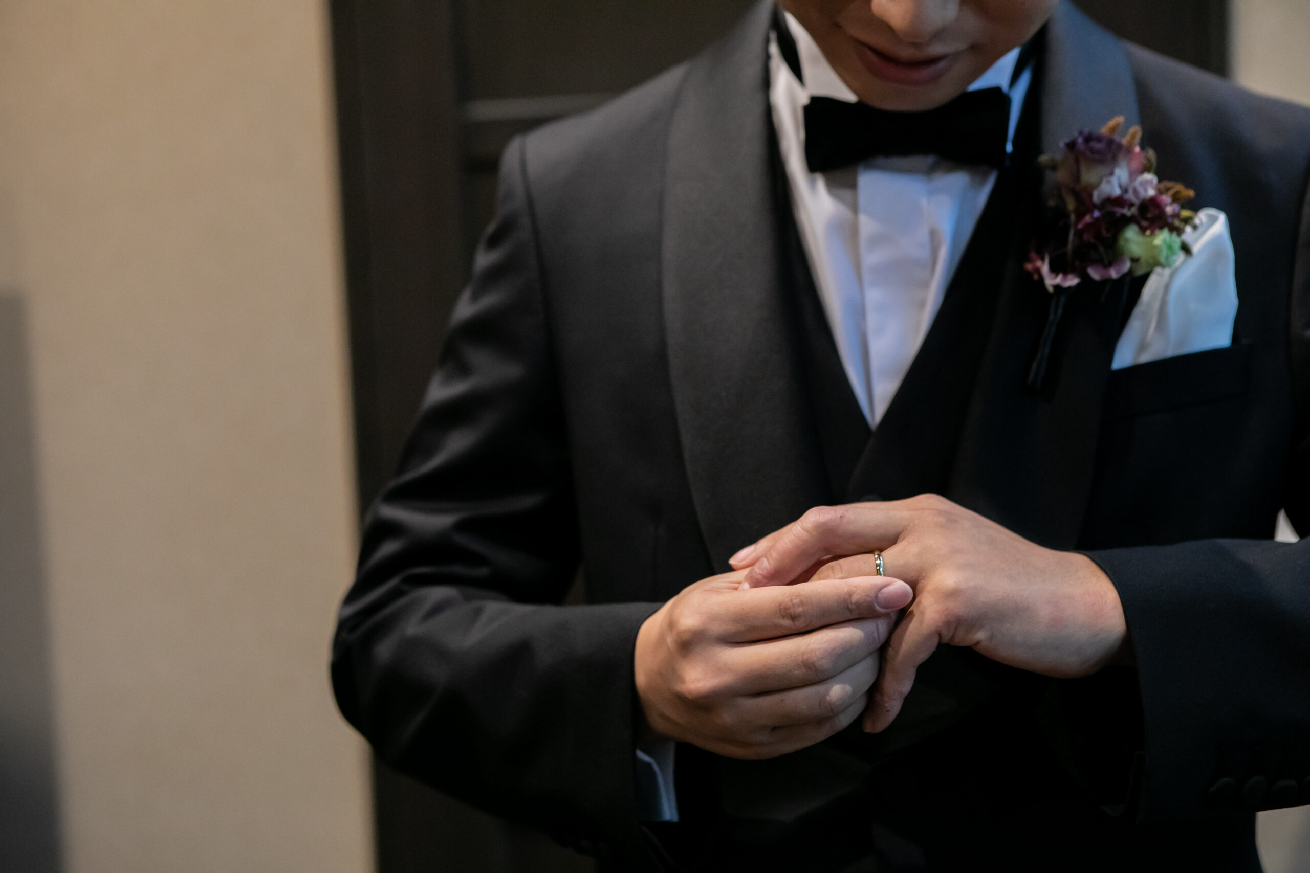 THE TREAT DRESSING 名古屋店が名古屋の新郎新婦様におすすめする新郎様のタキシードスタイル