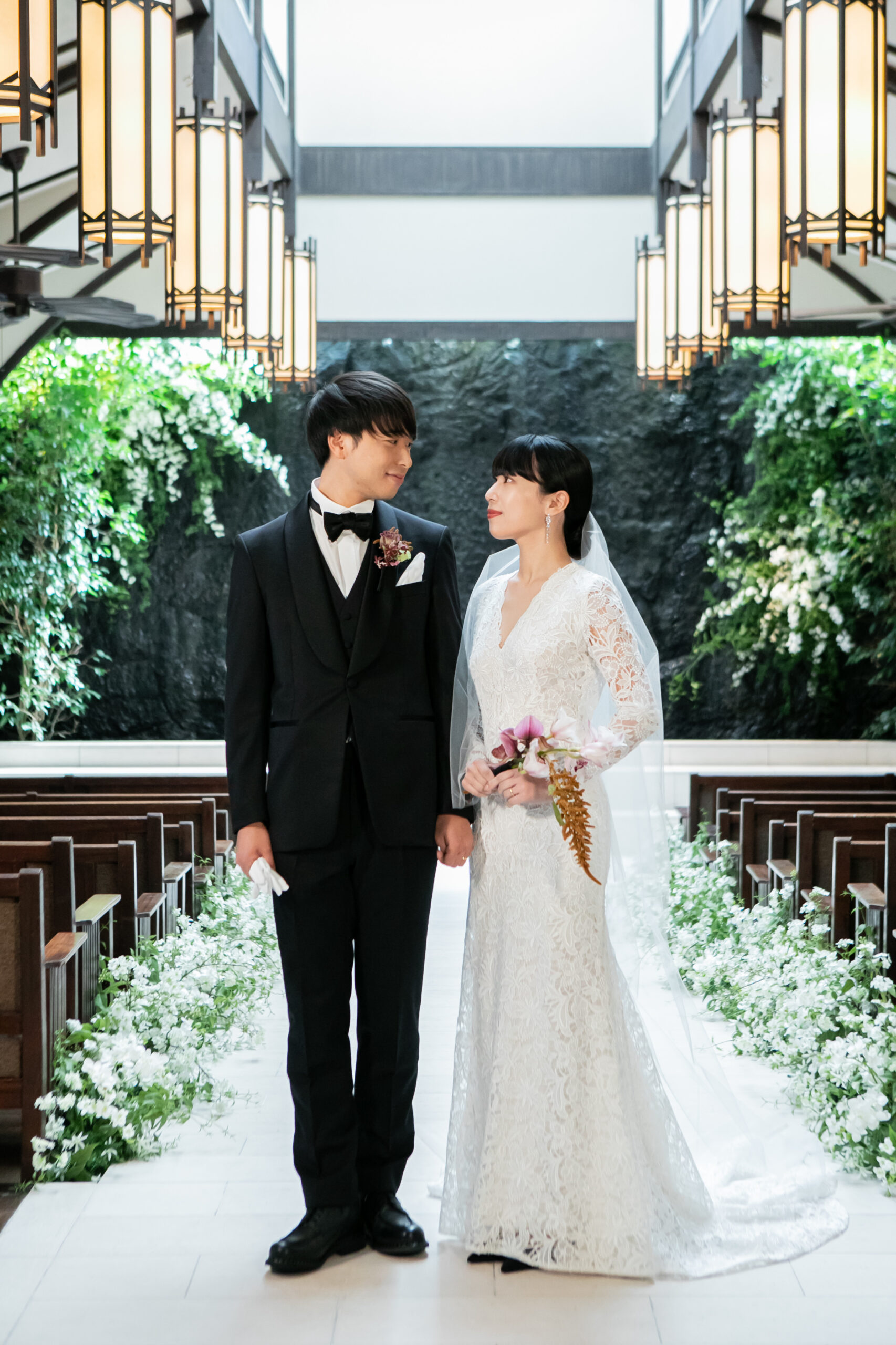 名古屋にある結婚式場 白とブラウンを基調とした落ち着いた雰囲気でお過ごしいただける、トリートドレッシングの提携結婚式会場