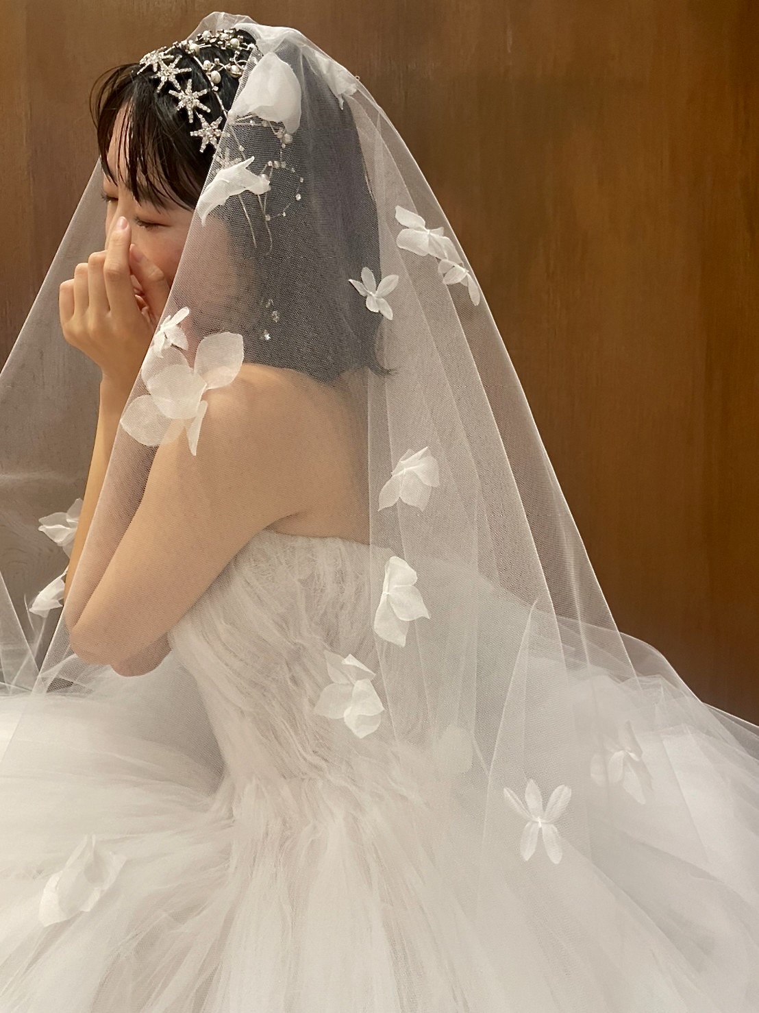 トリートドレッシングのリームアクラの新作チュールボリュームウェディングドレス