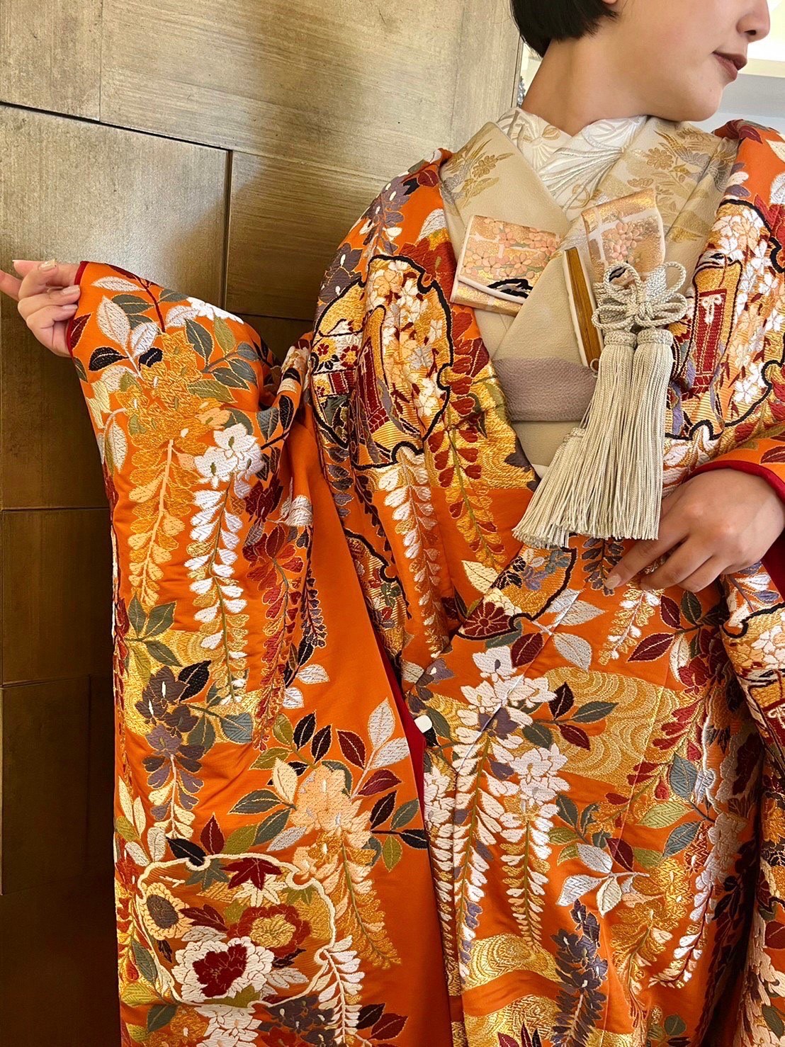 春夏の前撮りや式におすすめの橙色の色打掛と薄桃色×銀色の小物コーディネートのご紹介