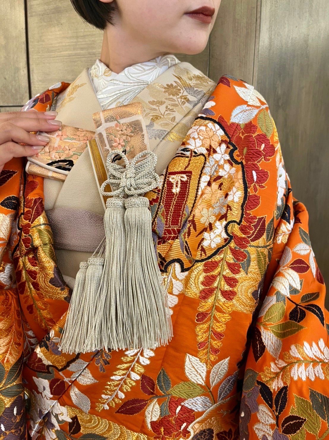 春夏の前撮りや式におすすめの橙色の色打掛と薄桃色×銀色の小物コーディネートのご紹介