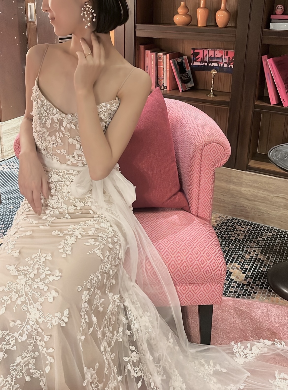 プレ花嫁や神戸エリアで結婚式と前撮り後撮りを検討中の花嫁におすすめのトリート神戸で取り扱いのしているリズマルチネスのウェディングドレス