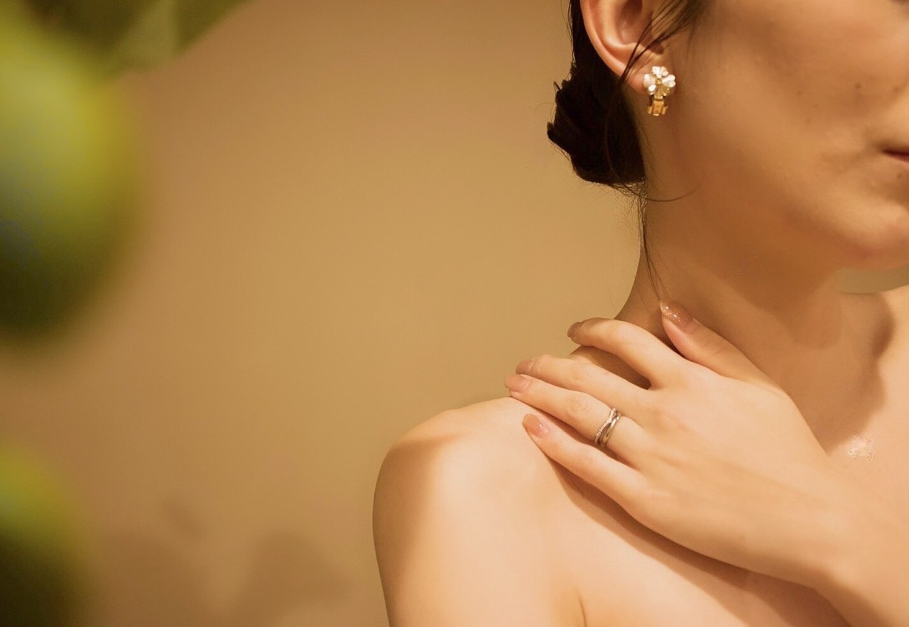 おしゃれでモダンなウィズ ザ スタイル フクオカには、シンプルでスタイリッシュなコーディネートがぴったり