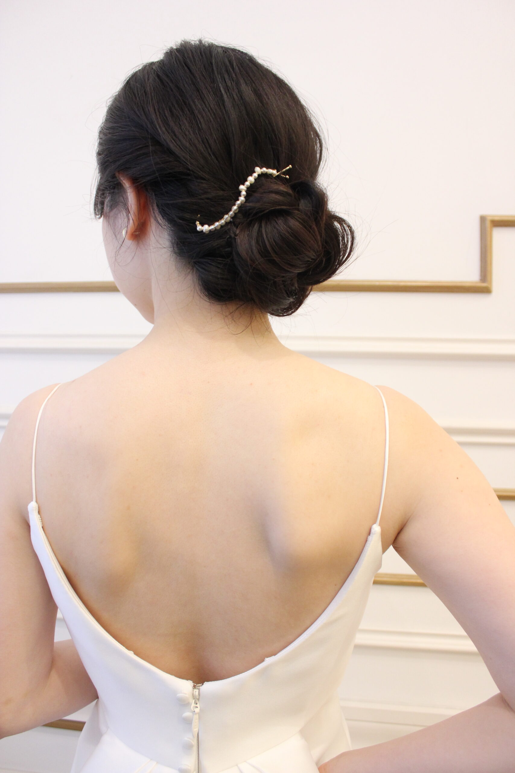 ザトリートドレッシング名古屋店がおすすめする新作アクセサリーであるパールのヘアピンのご紹介