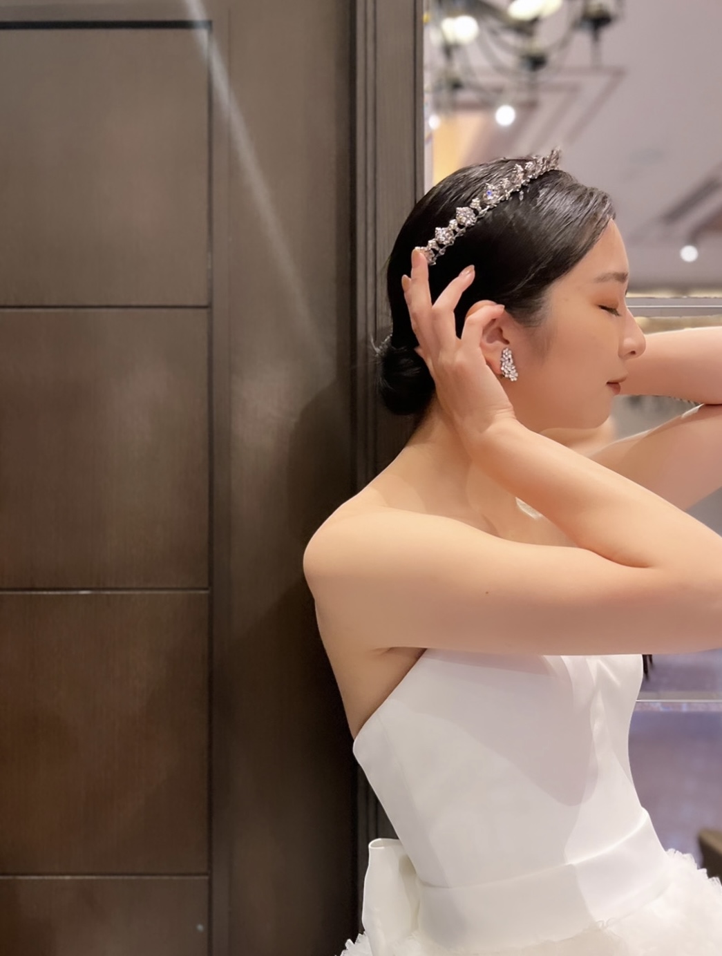 大人ウェディングにあこがれる花嫁にお勧めしたいティアラのコーディネート