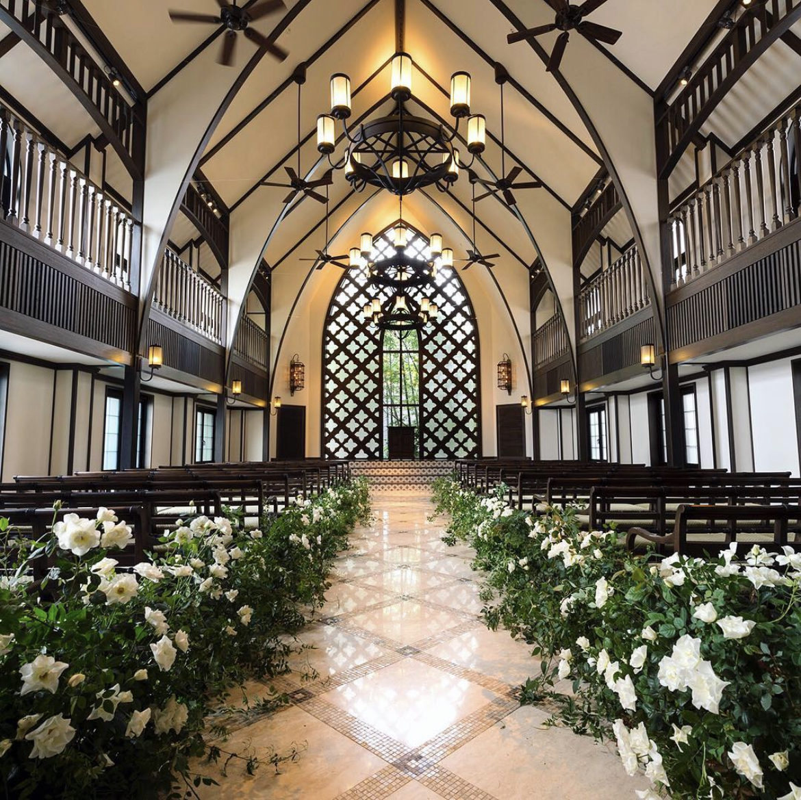 フォーチュンガーデン京都のチャペルは京都最大級を誇る広さ