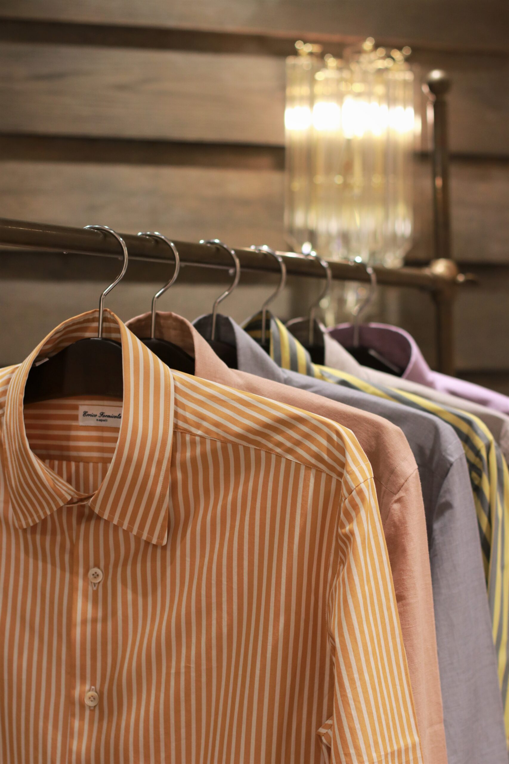 トリートドレッシングのメンズライン、トリートジェントルマンでは取り扱う、イタリア・ナポリのシャツブランド、エリコフォルミコラのシャツをご紹介いたします