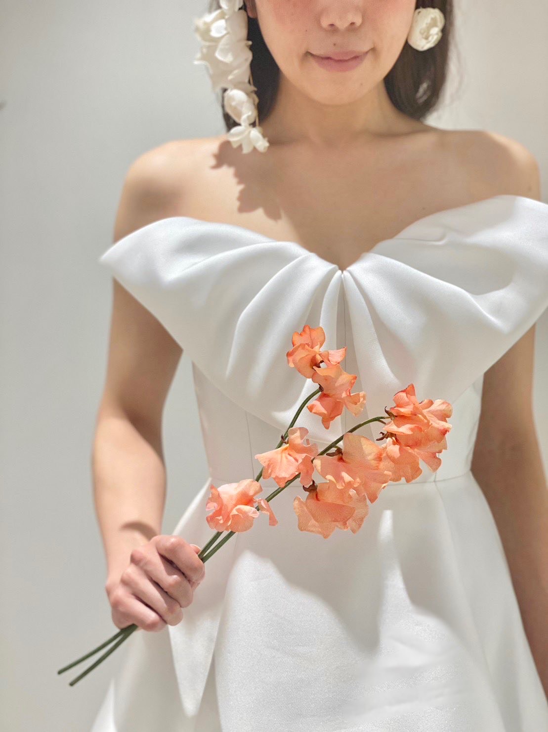 ザ トリート ドレッシング大阪店よりご紹介するLela Rose(レラ ローズ)のウェディングドレス