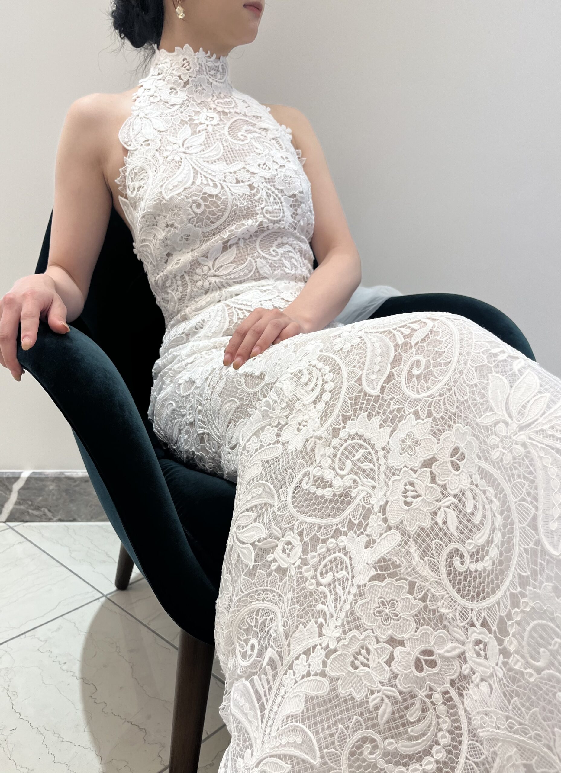 トリートドレッシング神戸店に入荷した神戸店限定のオスカー デ ラ レンタの新作ウェディングドレスをご紹介いたします