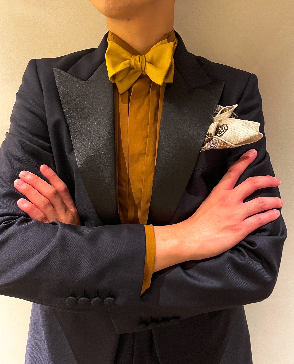 トリートドレッシング神戸店がおすすめするタキシードのカジュアルなコーディネート