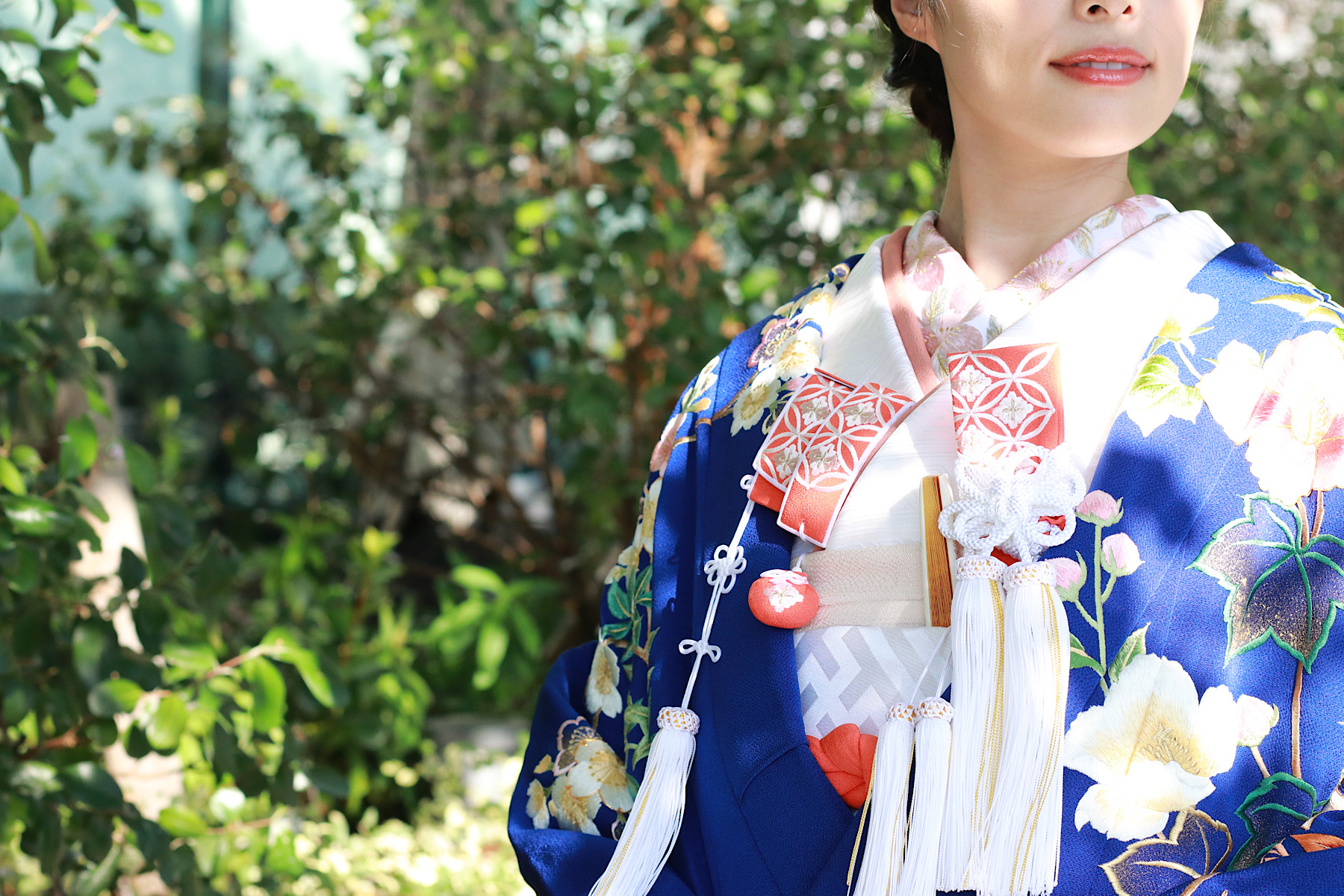 ザトリートドレッシングアディション店より東京エリアで結婚式を挙げられる花嫁に人気の青色の華やかなレンタル色打掛のご紹介