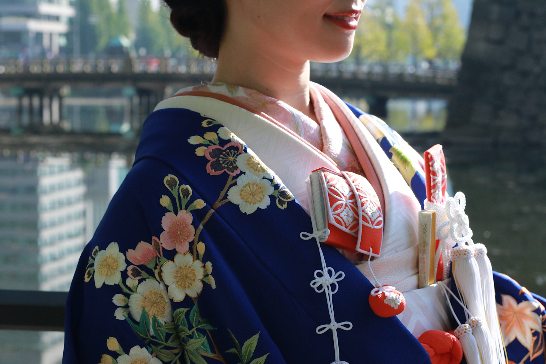 ザトリートドレッシングアディション店よりパレスホテル東京で結婚式を挙げられる花嫁におすすめの青色のレンタル色打掛のご紹介