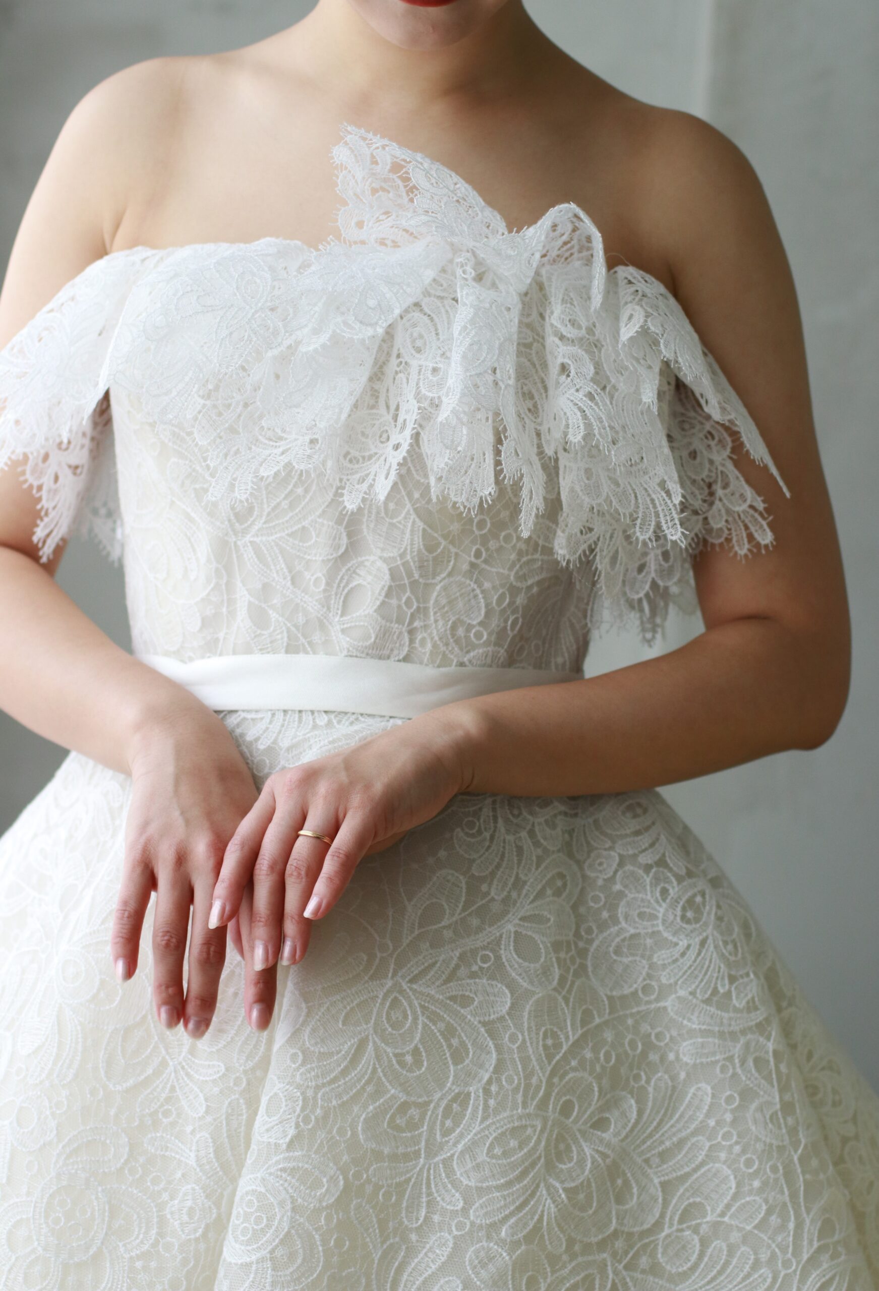 ザトリートドレッシングアディション店から東京の花嫁におすすめしたいオートクチュールブランド、エリーサーブブライダルの新作ウェディングドレス