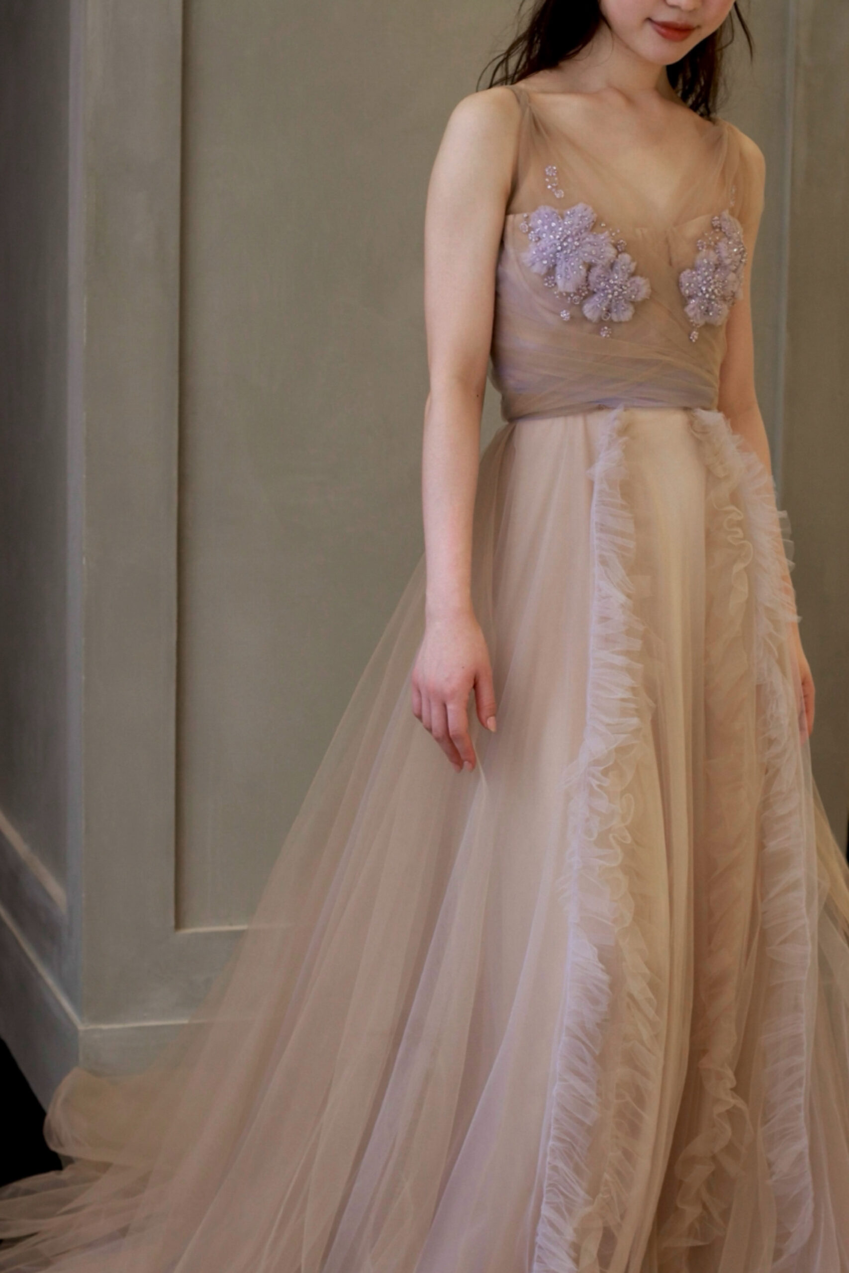 お洒落で人と被らないインポートカラードレス、マルコ アンド マリアの新作カラードレスをザ トリート ドレッシング 名古屋店より春夏ウェディングをご検討の花嫁にお届けします