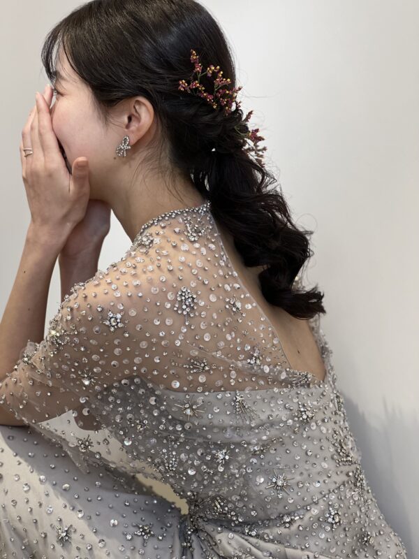 お色直しにおすすめのJenny Packham(ジェニー パッカム)の新作カラードレスをザ トリートドレッシング神戸店よりご紹介いたします。