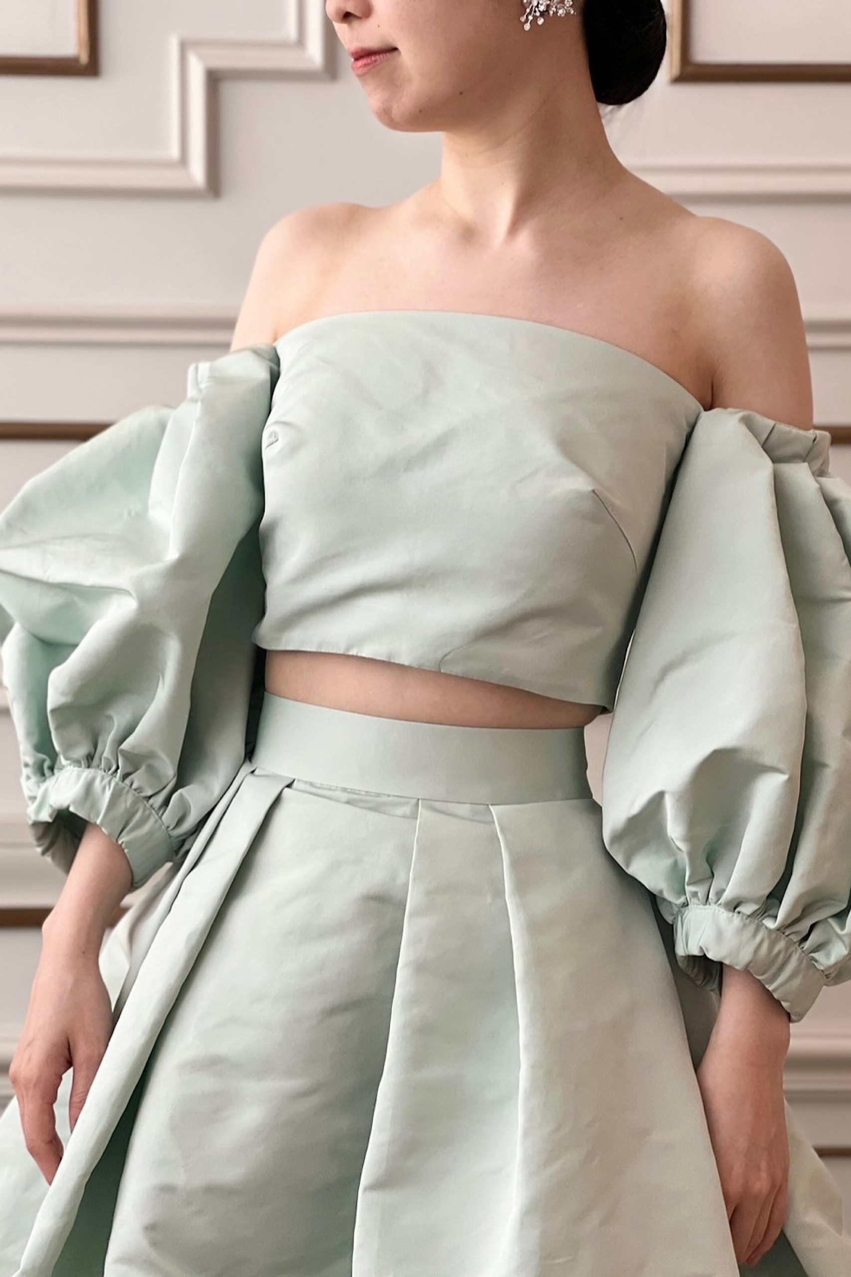 トリート名古屋店のおすすめする、ピスタチオカラーのセパレートの新作カラードレス