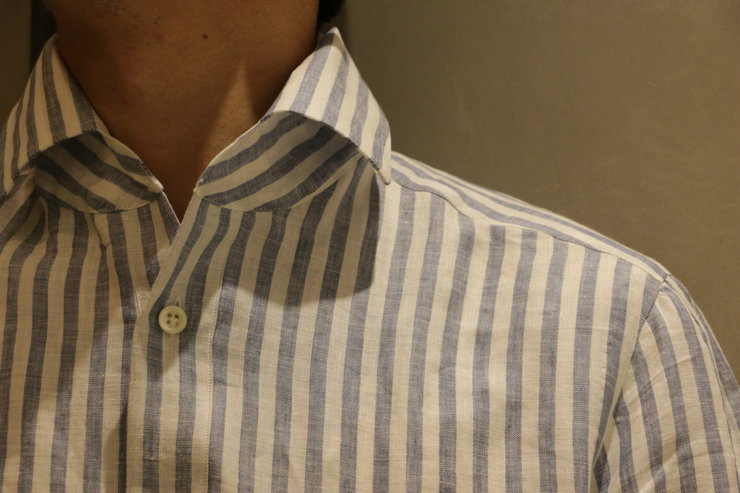 ザトリートドレッシングにお越しになるご新郎様に向けてトリートジェントルマンではタキシード小物をセレクトしております