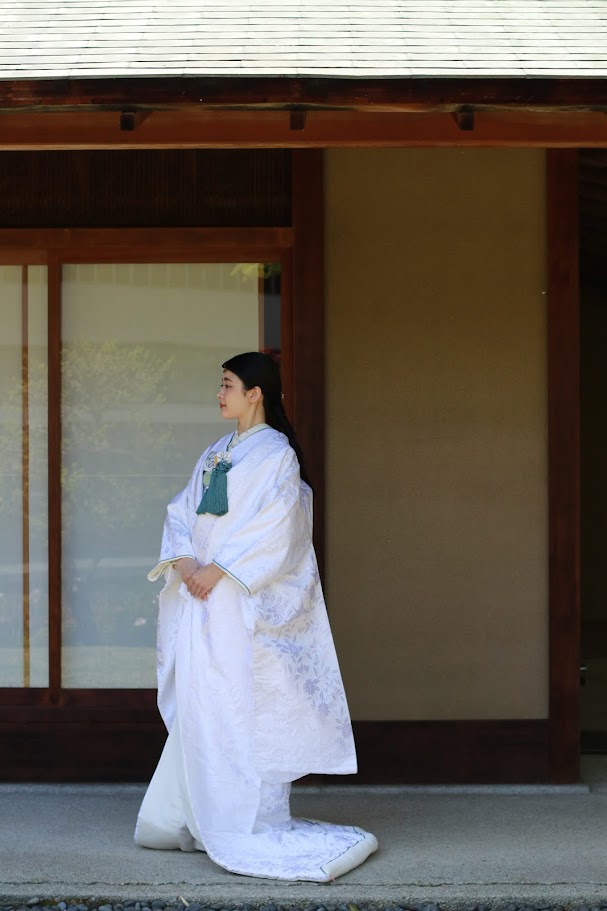 ザ ガーデン オリエンタル大阪におすすめの緑グレーが個性的な新作の白無垢のご紹介