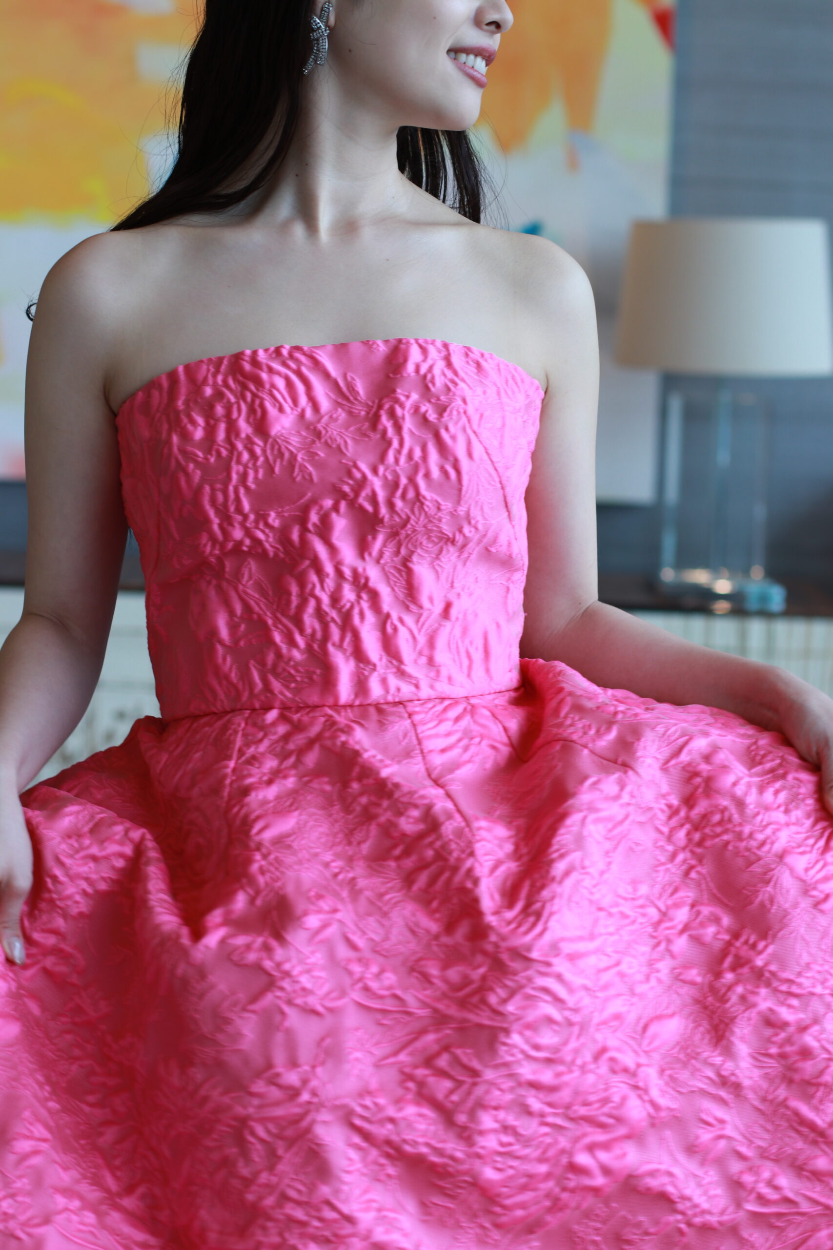 トリートドレッシングが提携しているパレスホテル東京の山吹にて結婚式を挙げられる花嫁におすすめしたいプリンセスラインの新作のカラードレスがモニーク ルイリエより入荷しました