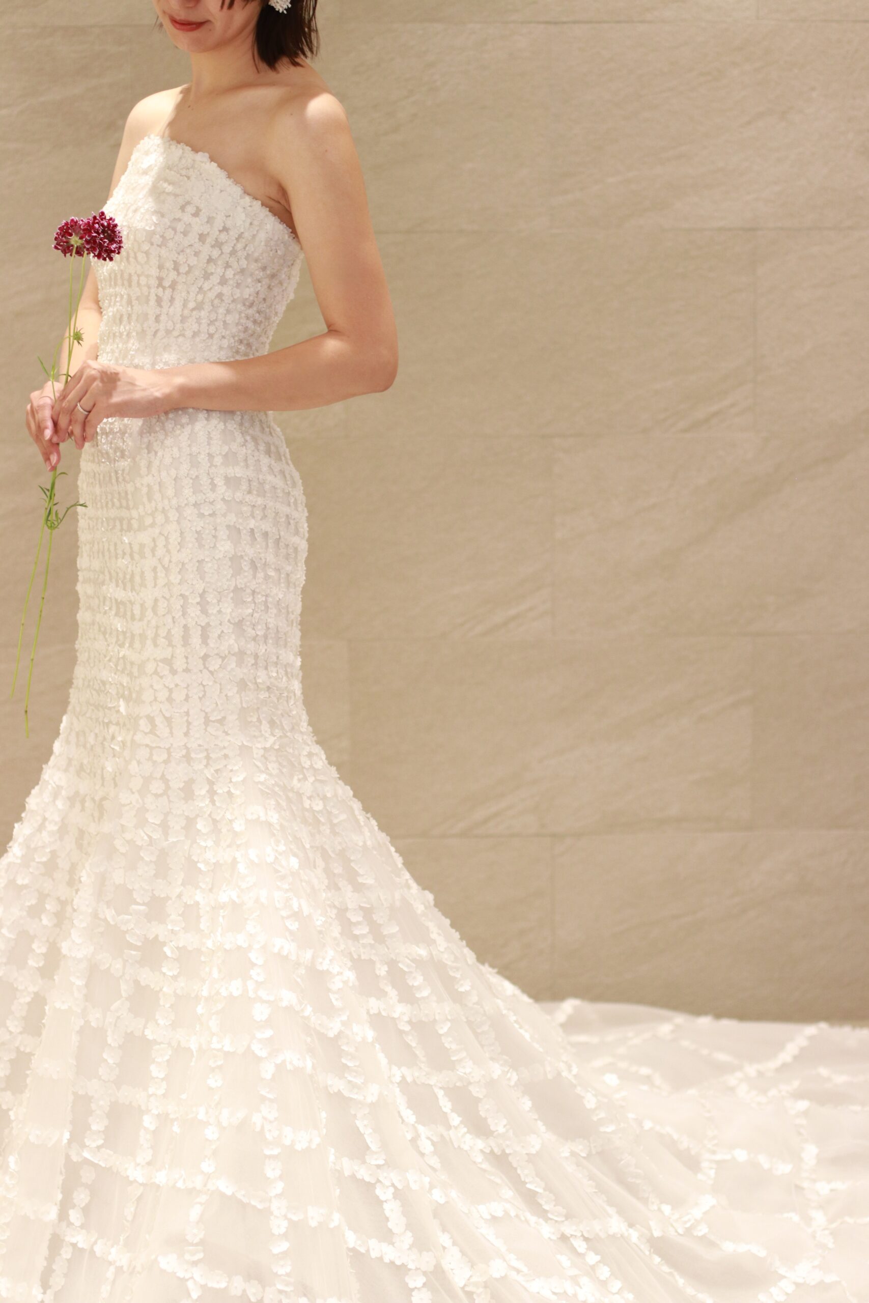 パレスホテル東京の提携ドレスショップトリートより 世界中の女性が憧れるブランド オスカーラレンタの新作マーメイドラインのウェディングドレスをご紹介。