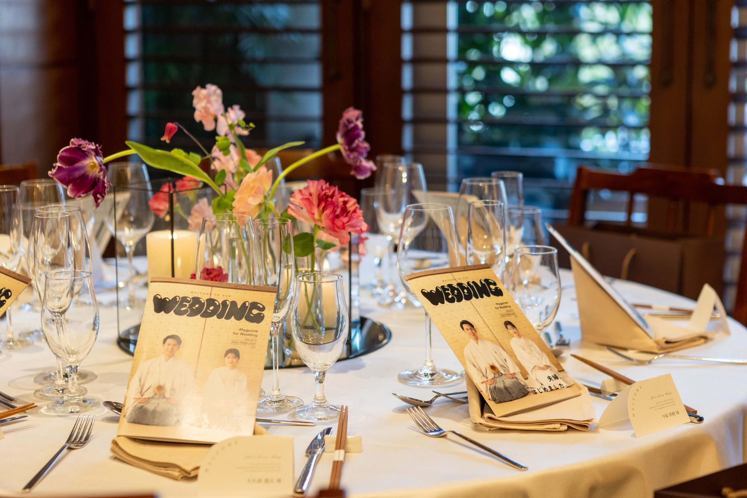 THE TREAT DRESSINGの提携結婚式場であるオリエンタルホテル神戸にて、春の装花を大人可愛くコーディネートしておしゃれなパーティを
