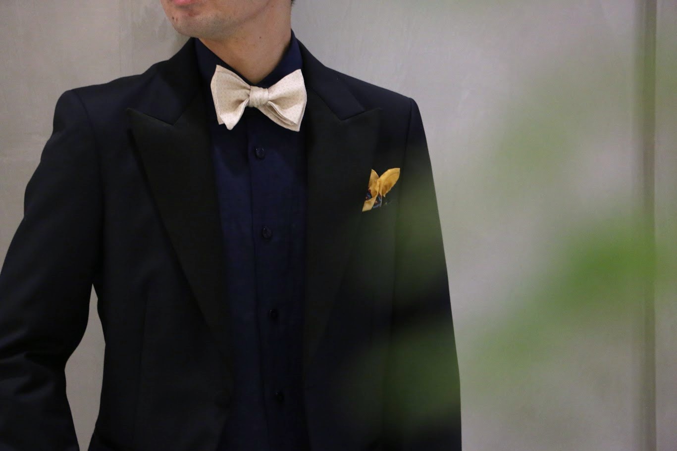 ザトリートドレッシングアディション店よりフォーマルなネイビータキシードを使用したおしゃれなお色直しスタイルのご紹介