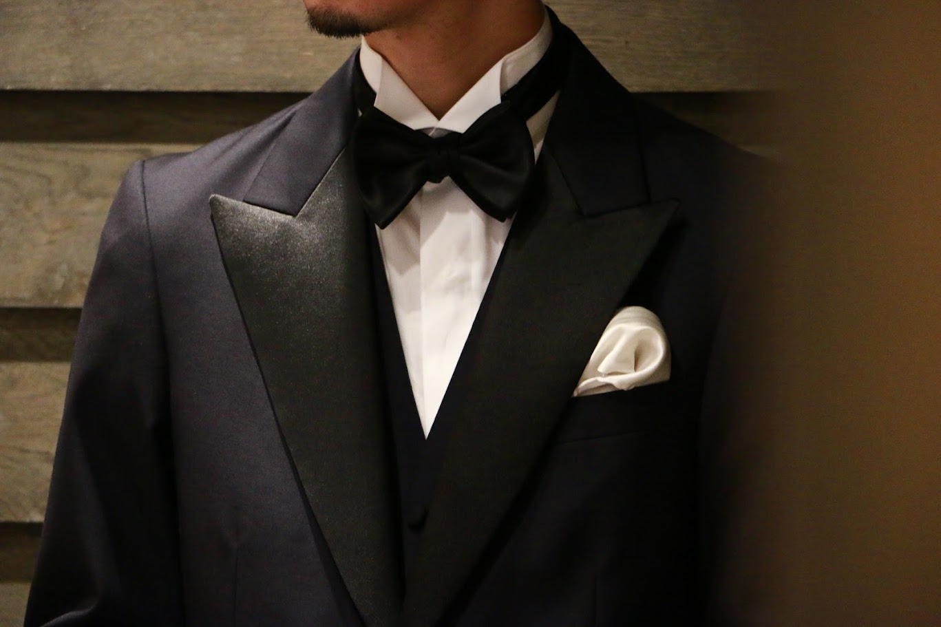 トリートジェントルマンの取り扱うピークドラペルのタキシードのご紹介