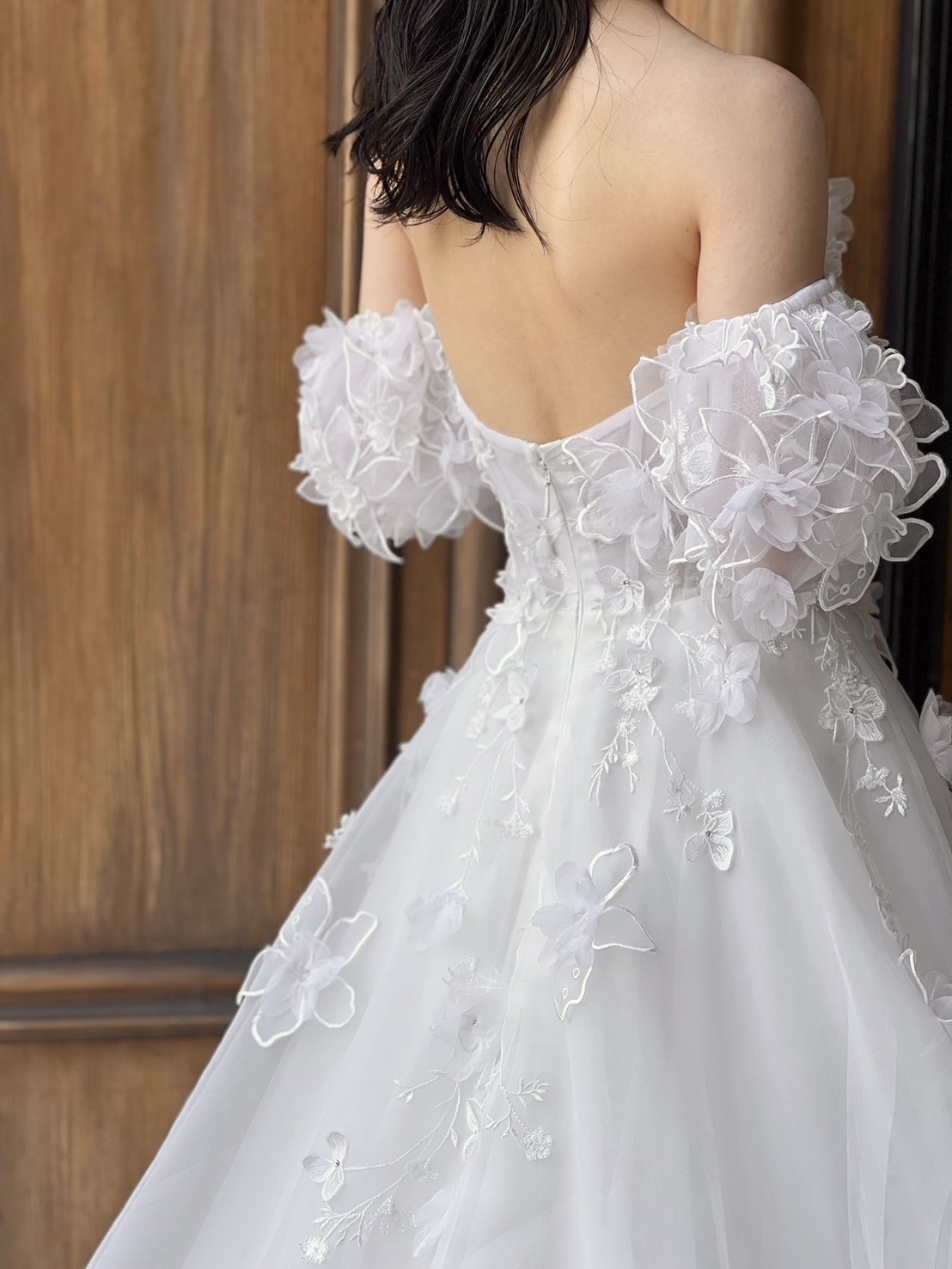 ザトリートドレッシング名古屋店よりリズマルチネスの新作ウェディングドレスとともにご紹介する挙式や披露宴におすすめのコーディネート