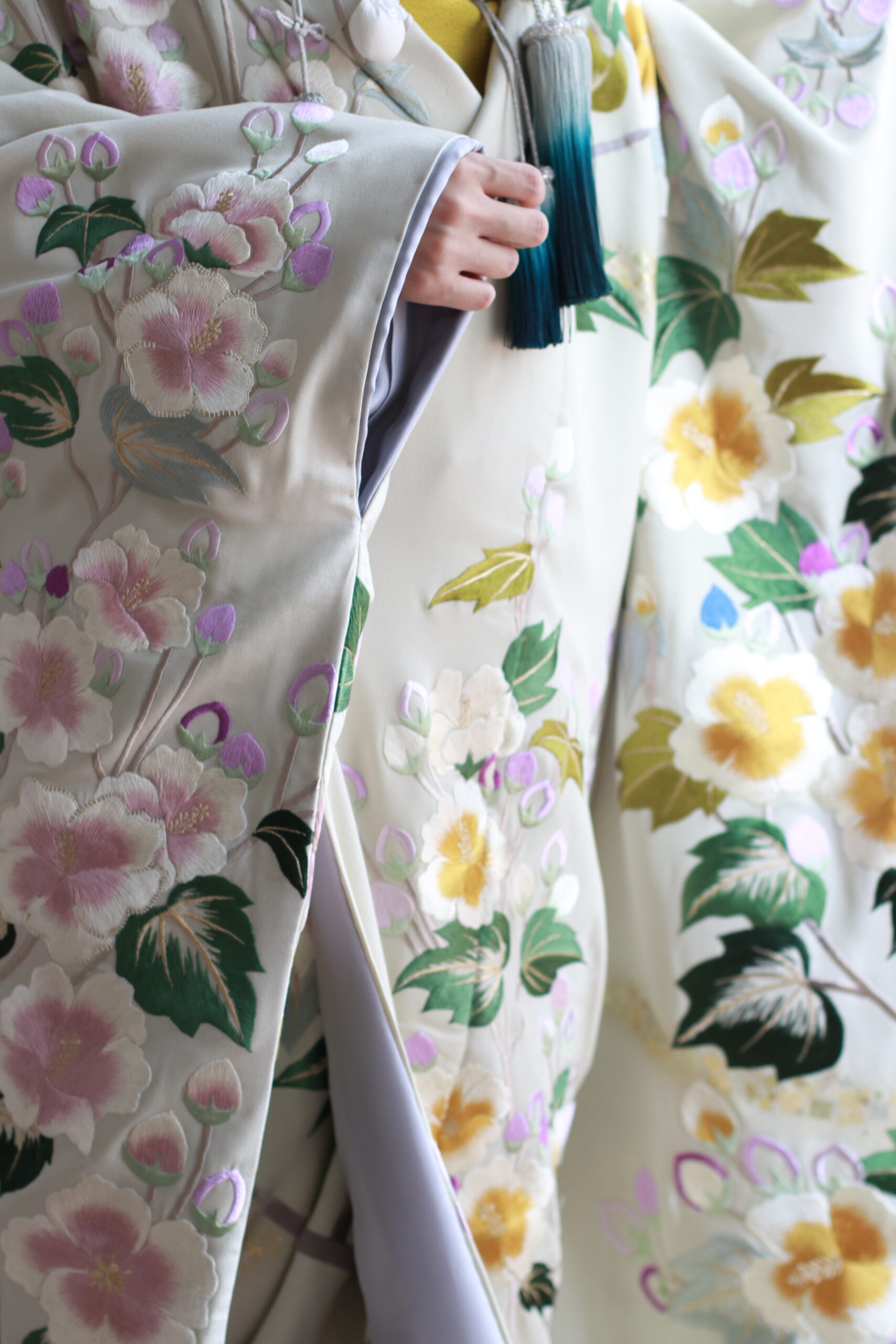 赤坂プリンスクラシックハウスの結婚式におすすめの色打掛をTHETREATDRESSINGADDITION店ザトリートドレッシングアディション店よりご紹介します、