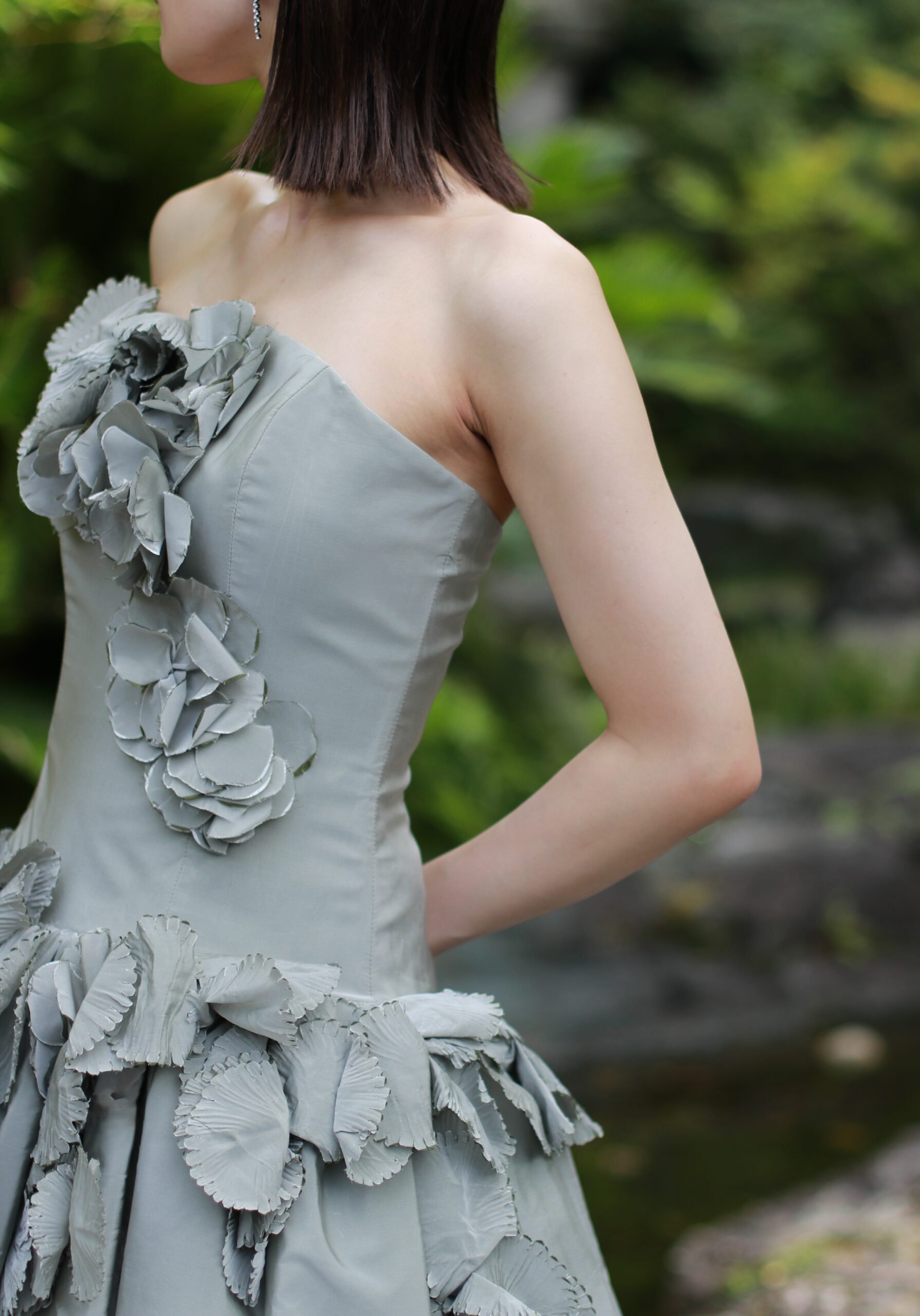 トリートがお取り扱いするモダンでお洒落なAラインのカラードレスお色直しでご提案いたします