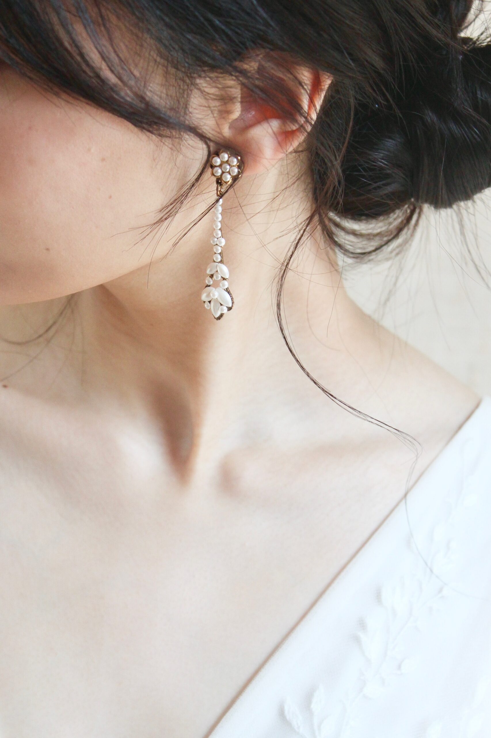 揺れ感のあるパールでクラシカルな印象に