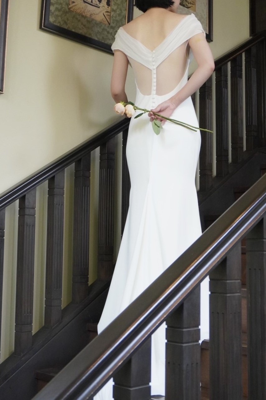 ザ カワブン ナゴヤでお式を迎える花嫁におすすめの、ウェディングドレスをTHE TREAT DRESSING名古屋店よりご紹介いたします