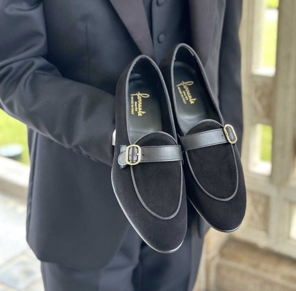 カジュアルなパーティシーンやアットホームな挙式をイメージされているご新郎様にはおすすめの一足です。