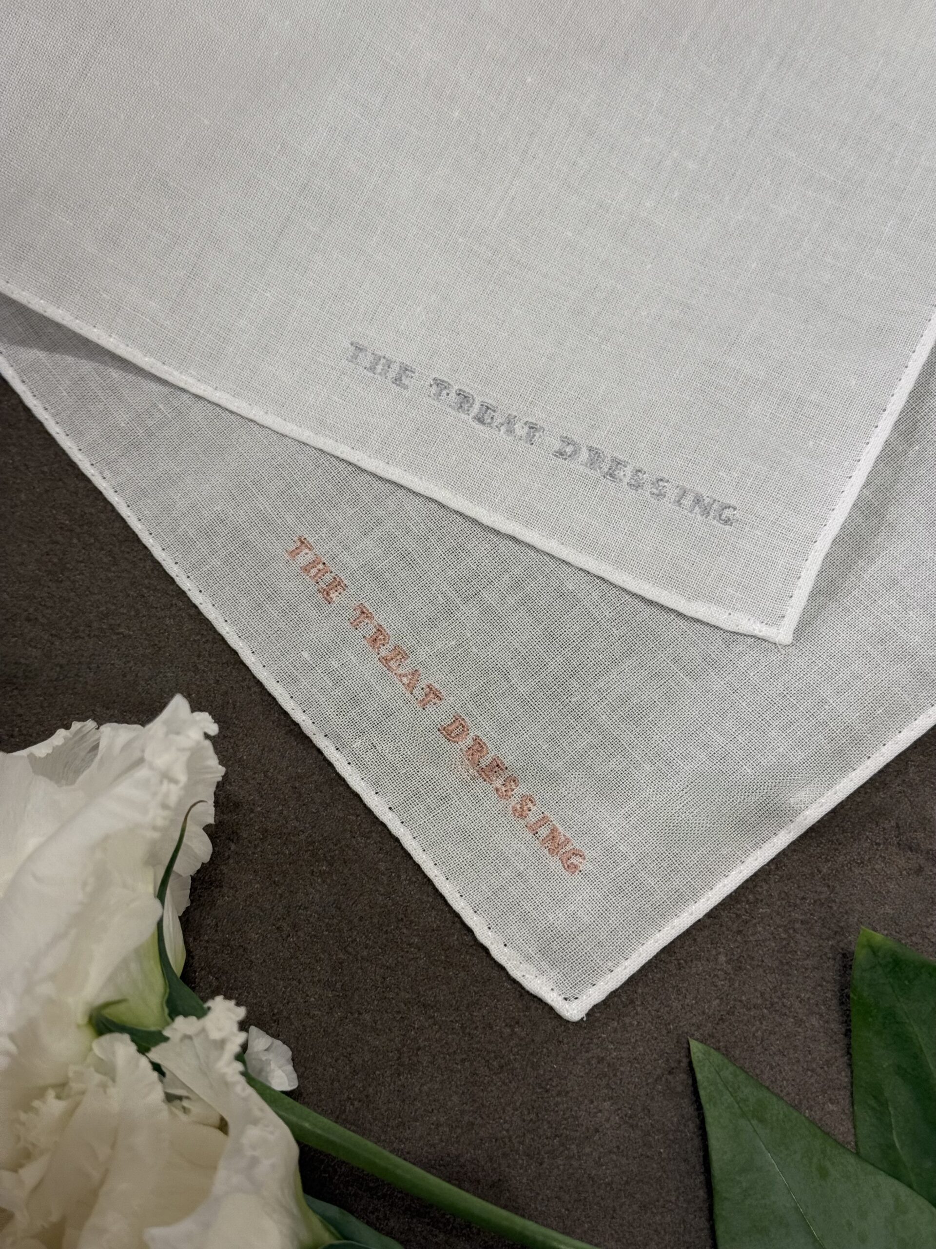 ザ トリートドレッシング限定ロゴ入り記念用ハンカチ