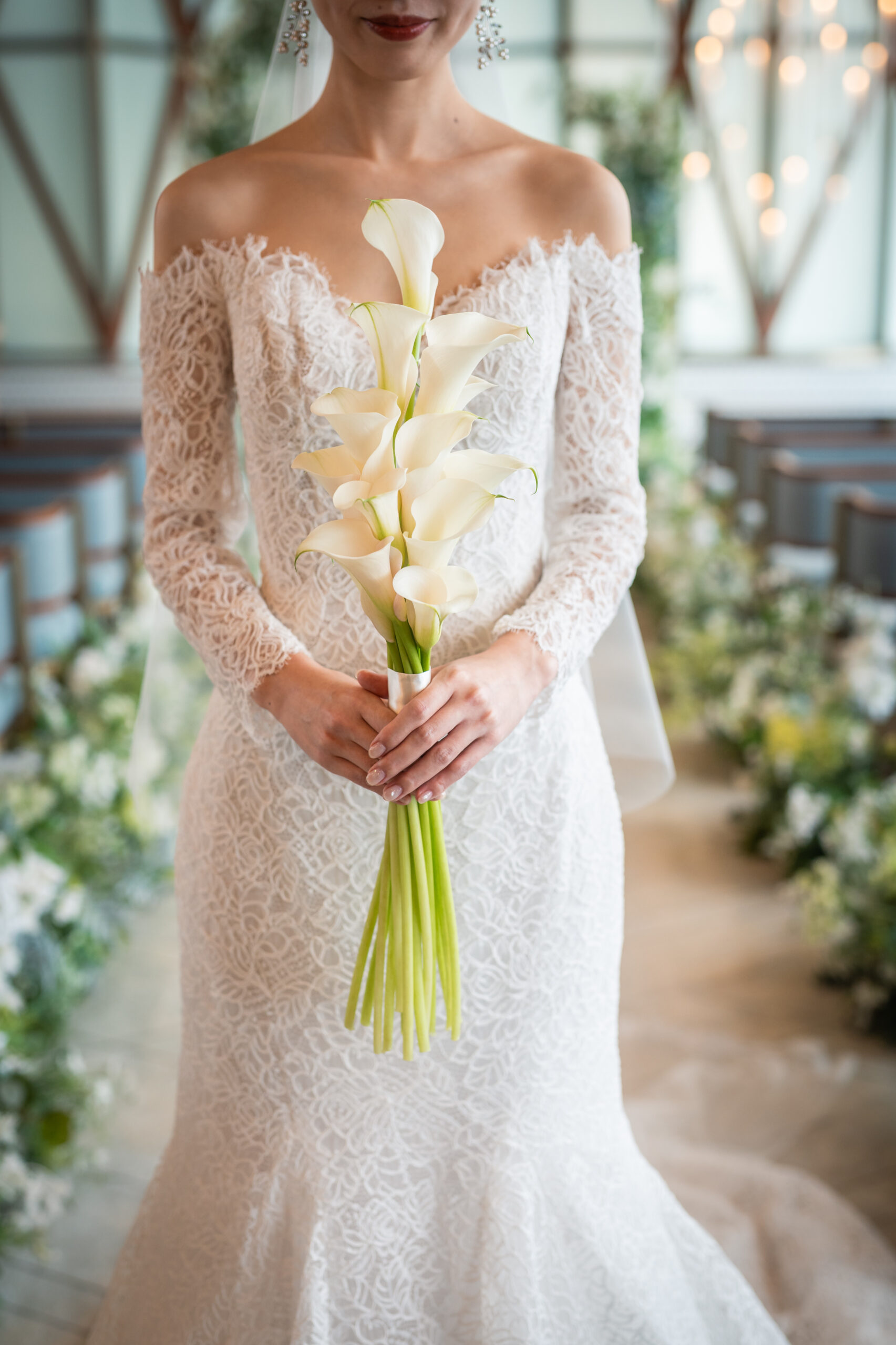 モニーク ルイリエの総レースが美しいマーメイドラインのウェディングドレスを運命の一着に選ばれた新婦様