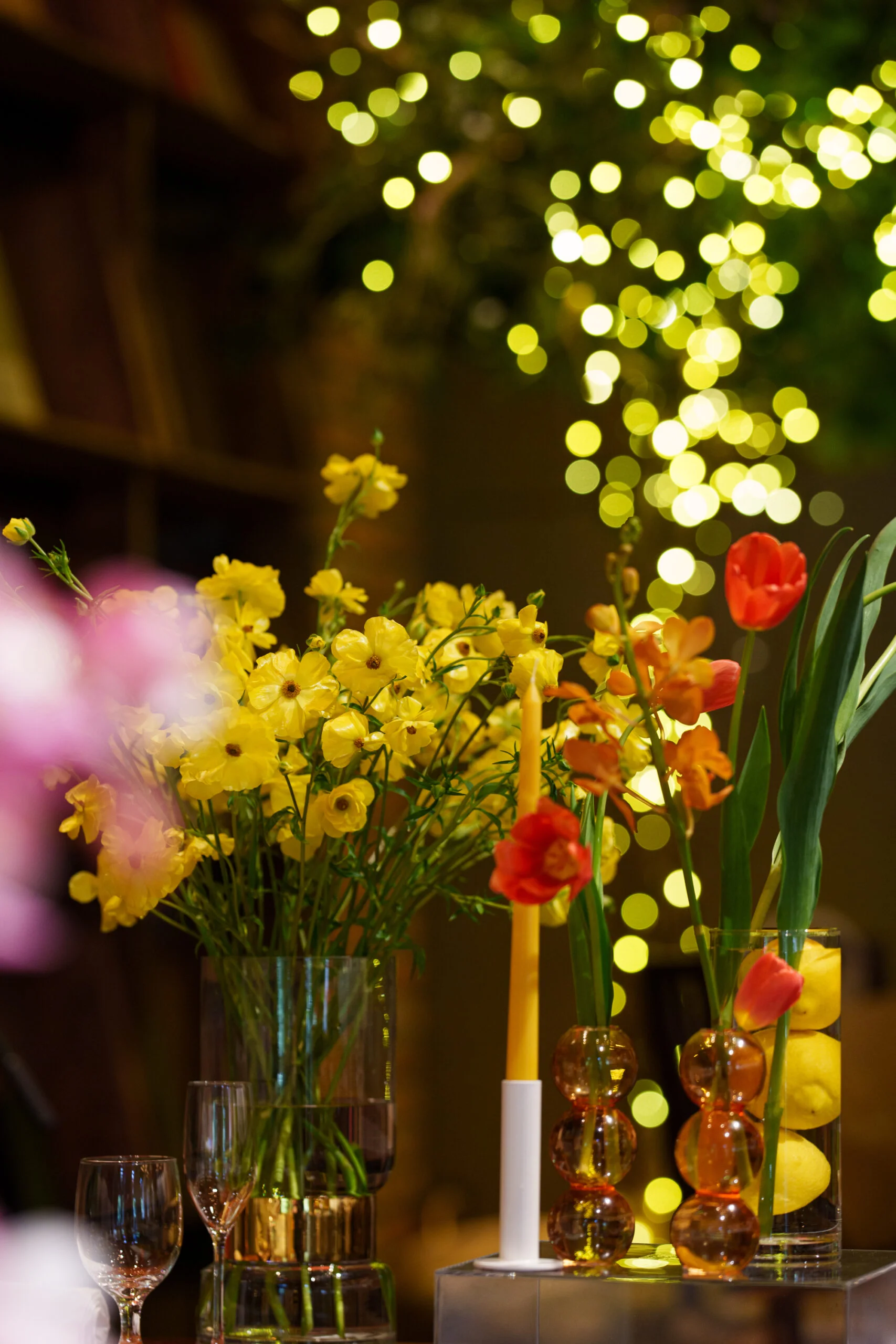 福岡のおしゃれな結婚式場の一つTHE LUIGANSではお二人らしいフラワーコーディネートを叶えていただけます